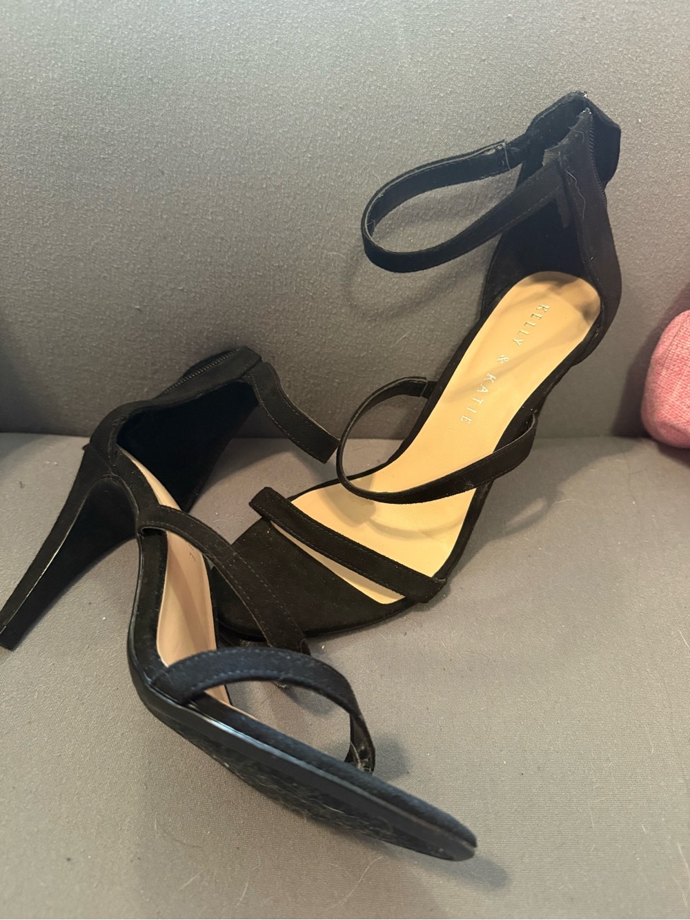 Kelly & Katie Black Strappy High Heels 👠🖤